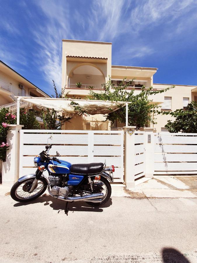 Castellammare Holiday ألكامو مارينا المظهر الخارجي الصورة