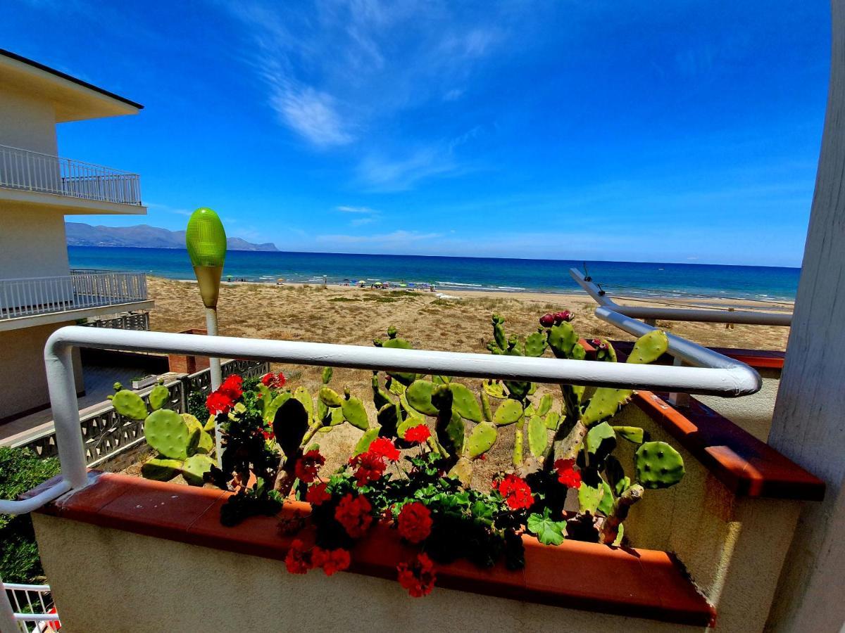 Castellammare Holiday ألكامو مارينا المظهر الخارجي الصورة