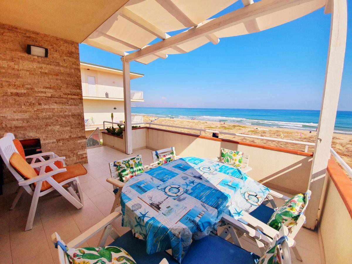 Castellammare Holiday ألكامو مارينا المظهر الخارجي الصورة
